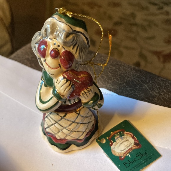 Ornament - Picture 3 of 6